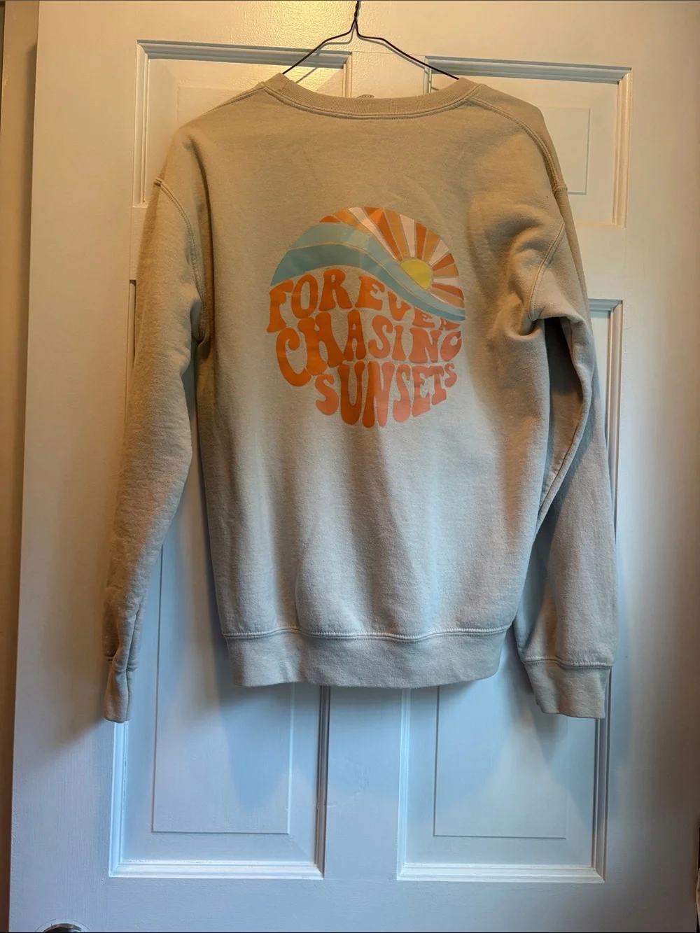 Women’s Crewneck Sweatshirt - Beige
